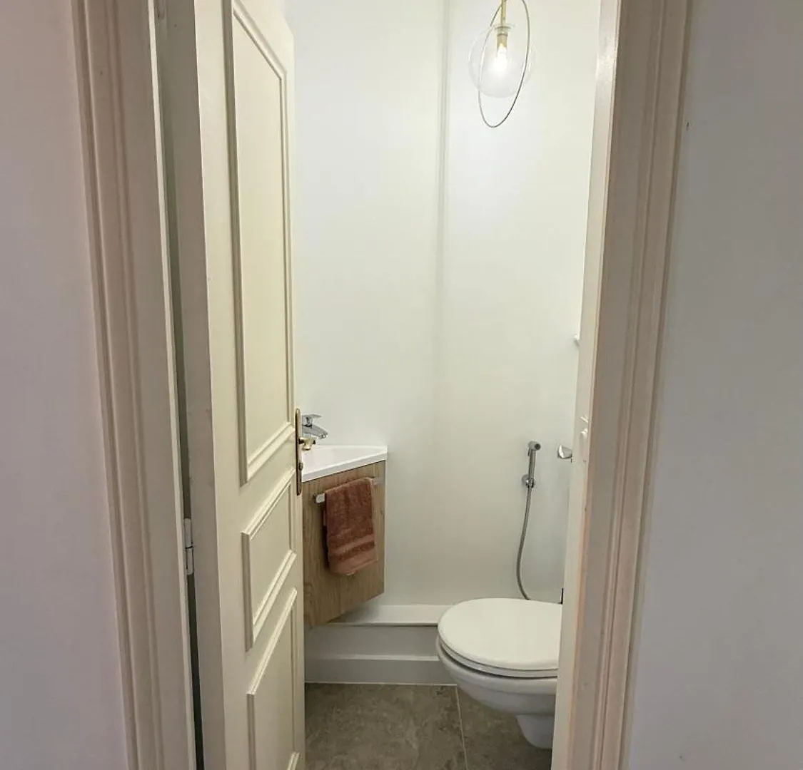 Central Champs Elysee - High Luxury 2 Bedroom Apartment Paris 0*,  France